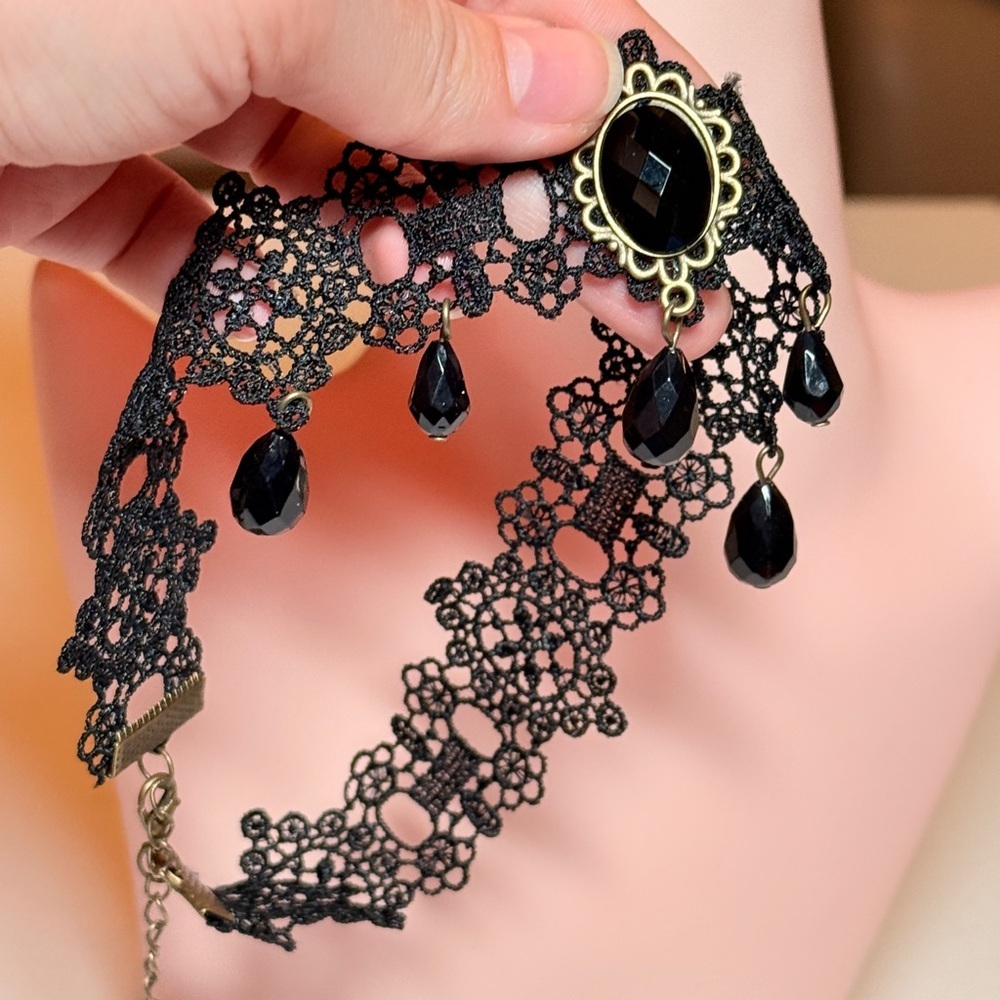 ⚜️ Vamp Black Lace Choker Necklace - Picture 9 of 12